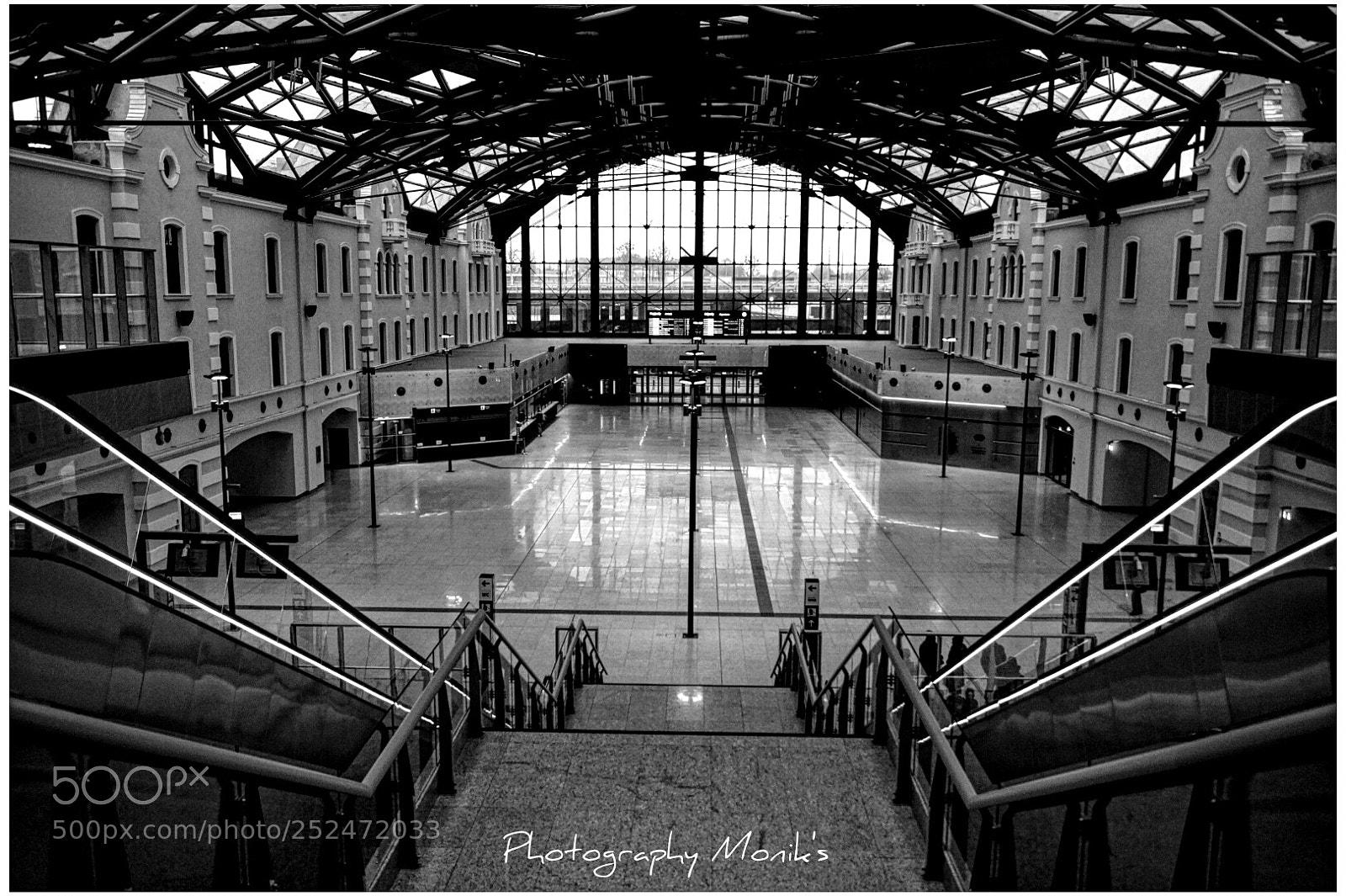 Sony SLT-A58 sample photo. Lodz poland photography