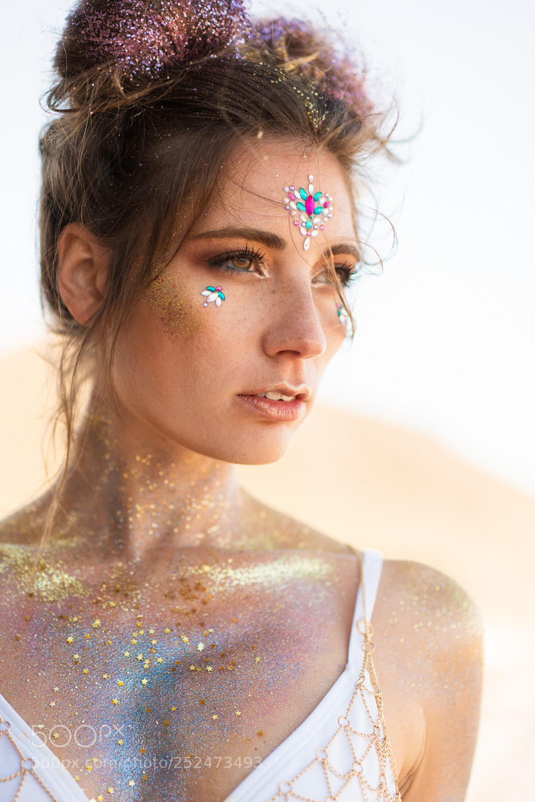 Sony a7R III sample photo. Glitter photography