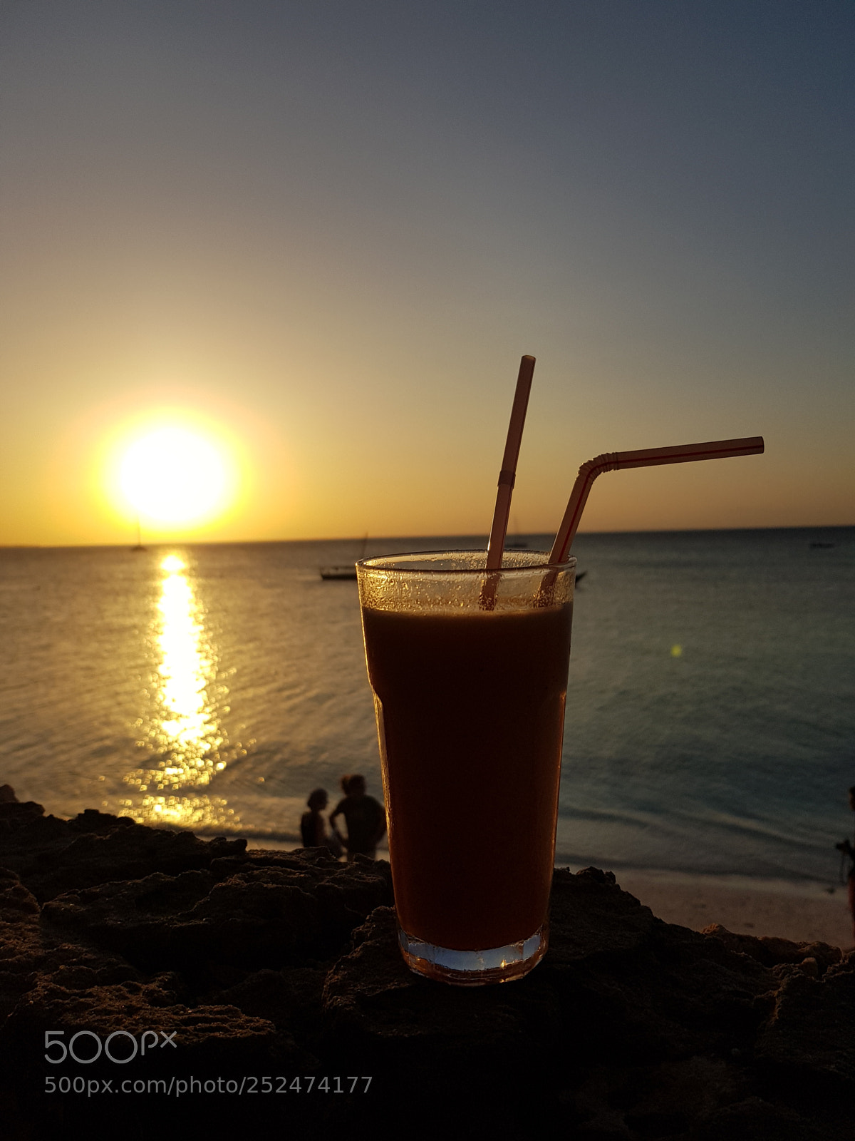 Samsung Galaxy S8 sample photo. Sunset drink photography
