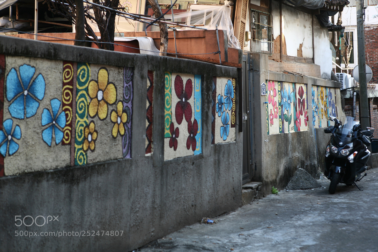 Canon EOS 5D sample photo. Itaewon photography
