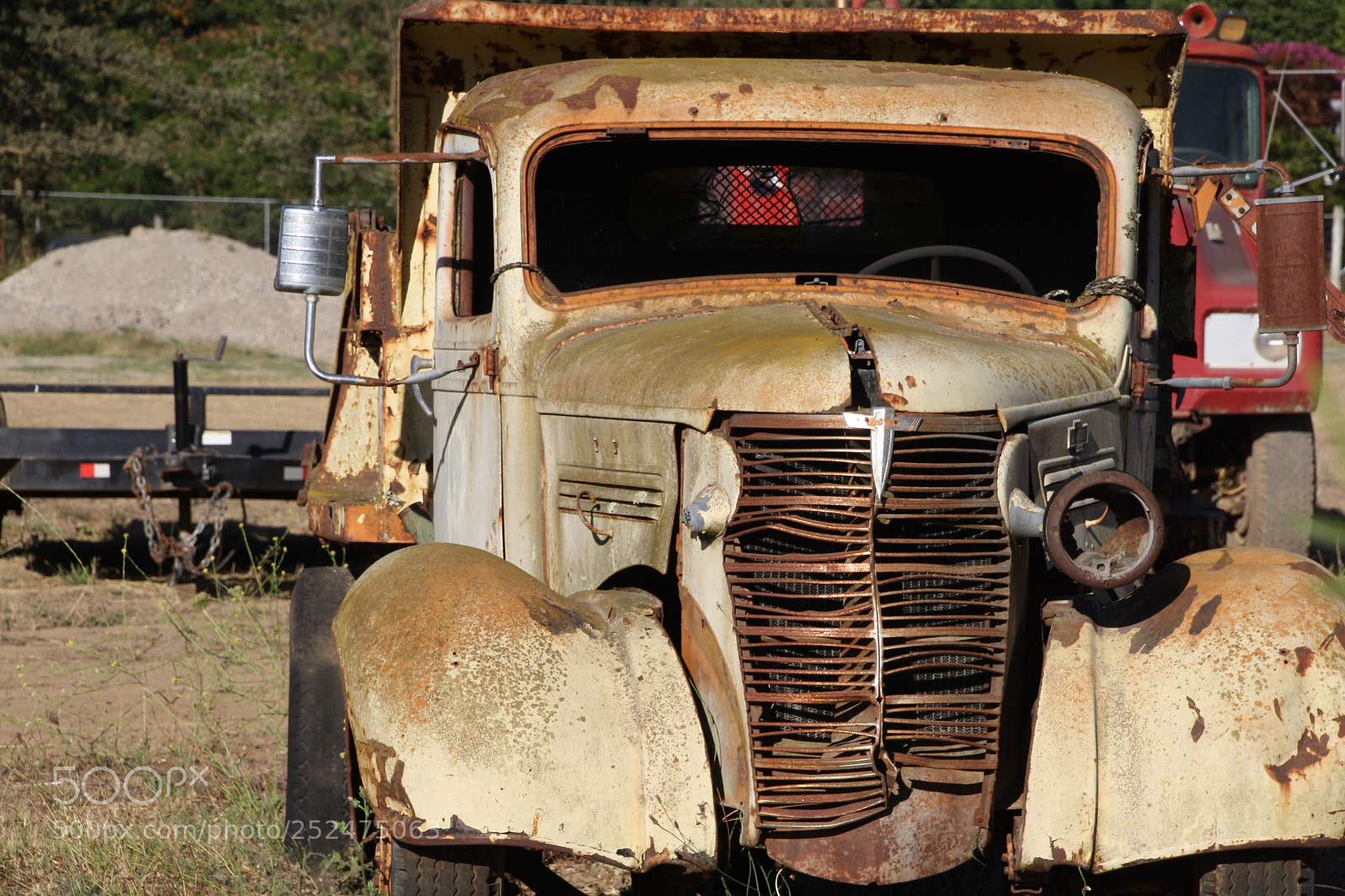 Canon EOS 1000D (EOS Digital Rebel XS / EOS Kiss F) sample photo. Abandoned photography