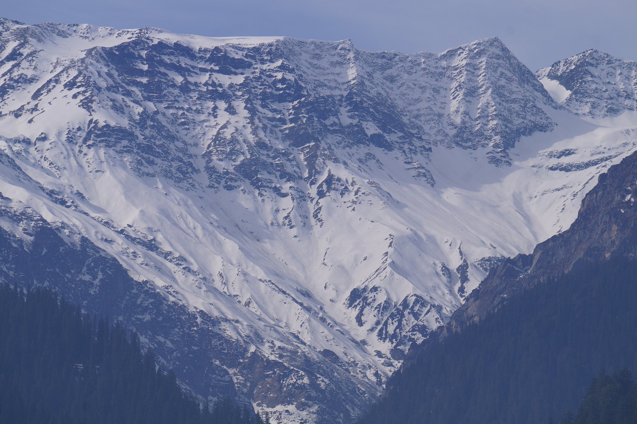 Sony E 55-210mm F4.5-6.3 OSS sample photo. Manali,india photography