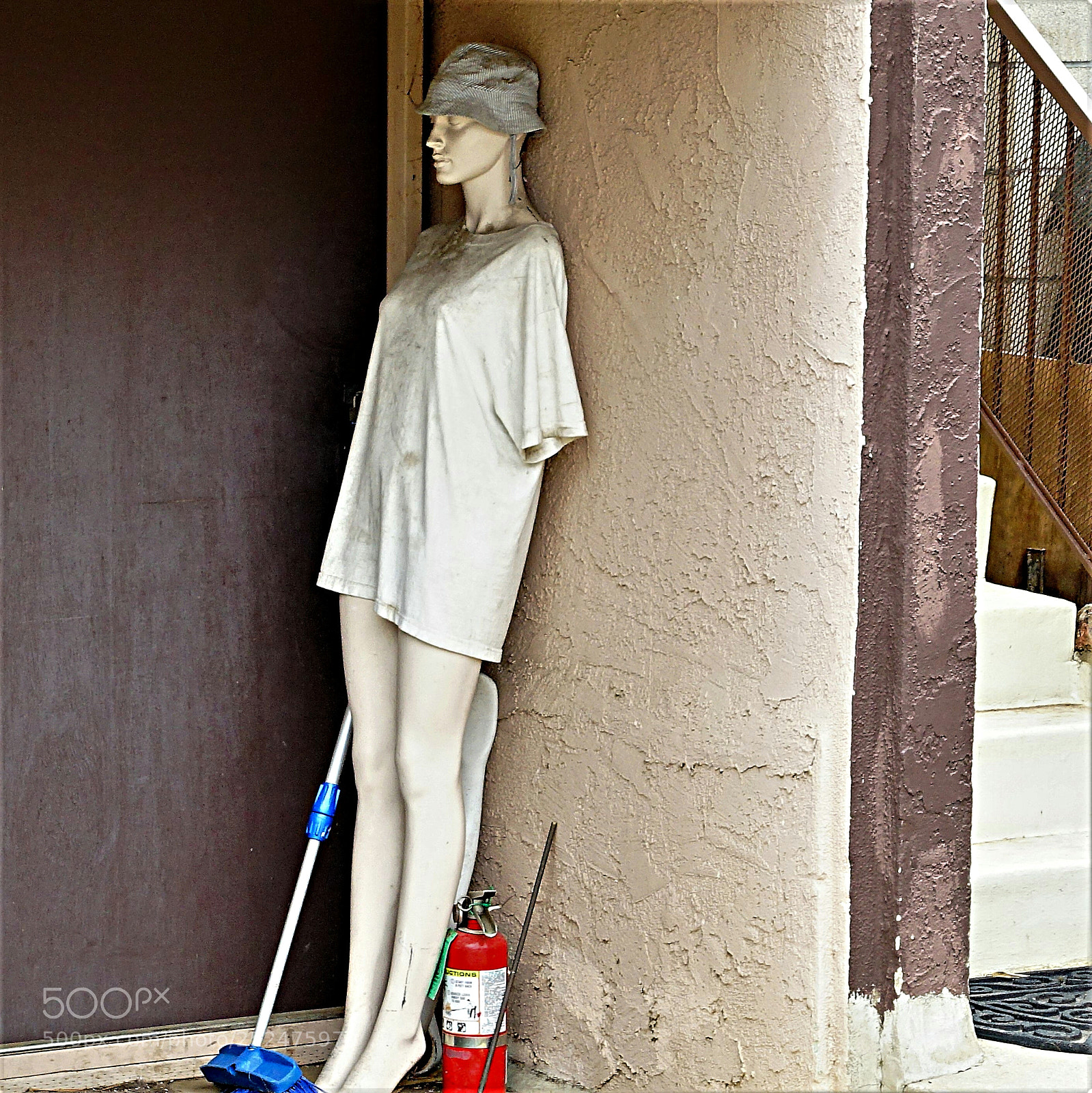 Sony Cyber-shot DSC-RX100 III sample photo. Just waiting photography