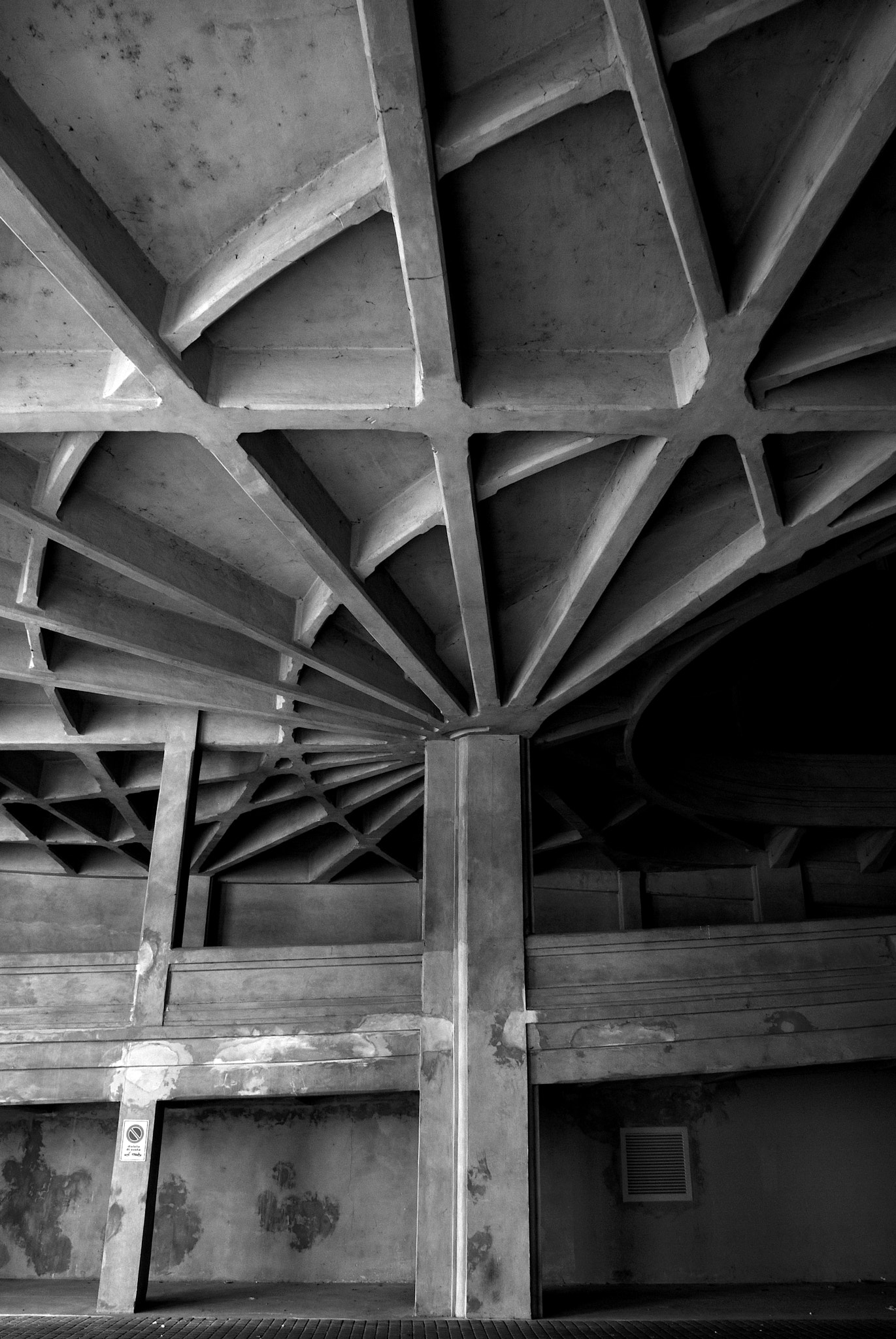 Sigma 17-70mm F2.8-4 DC Macro OS HSM | C sample photo. Cement photography