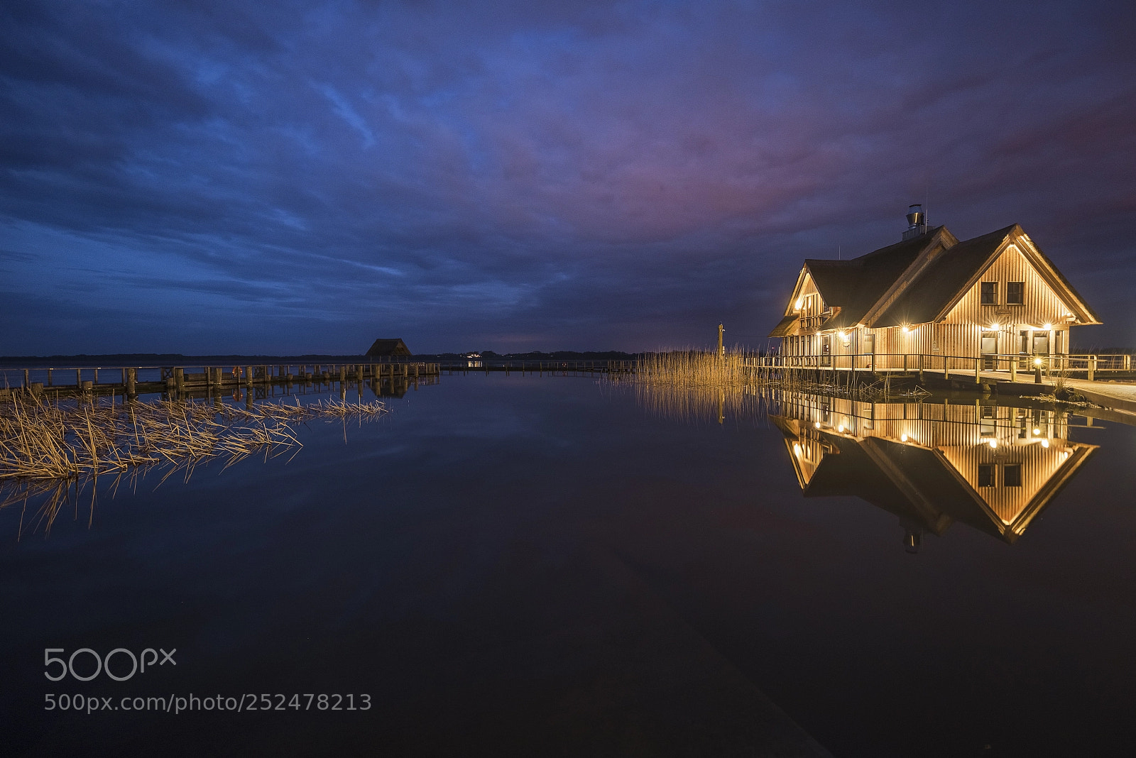 Canon EOS 5D Mark IV sample photo. Blue hour... photography