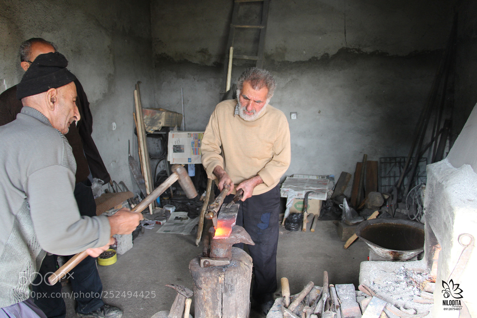Canon EOS 700D (EOS Rebel T5i / EOS Kiss X7i) sample photo. Blacksmith photography