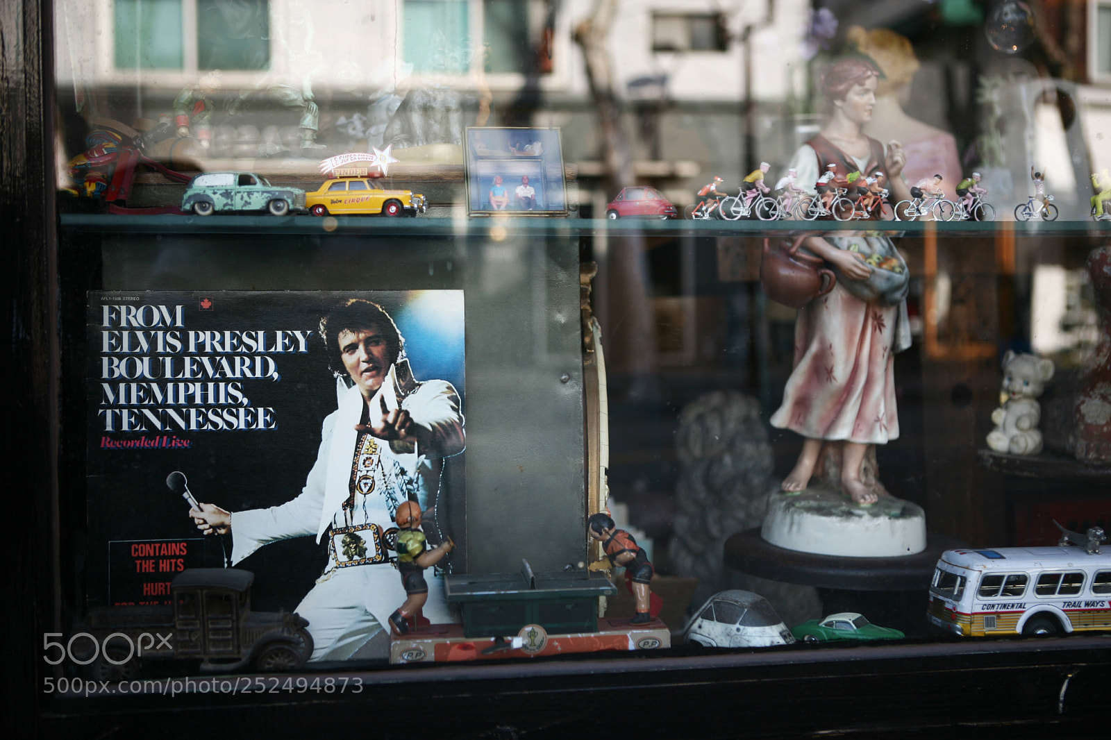 Canon EOS 5D sample photo. Itaewon photography