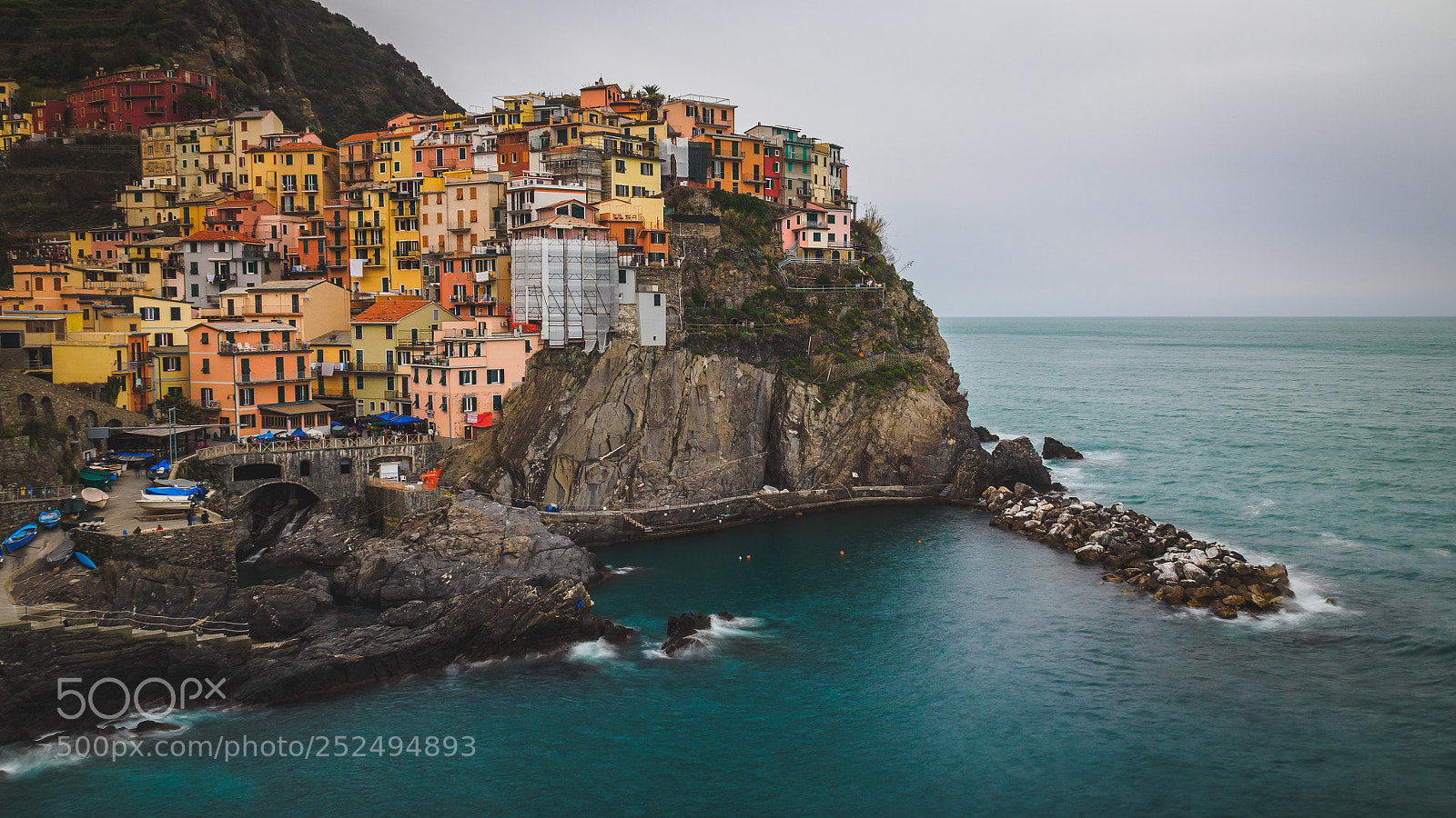Olympus OM-D E-M5 II sample photo. Manarola, cinque terre photography
