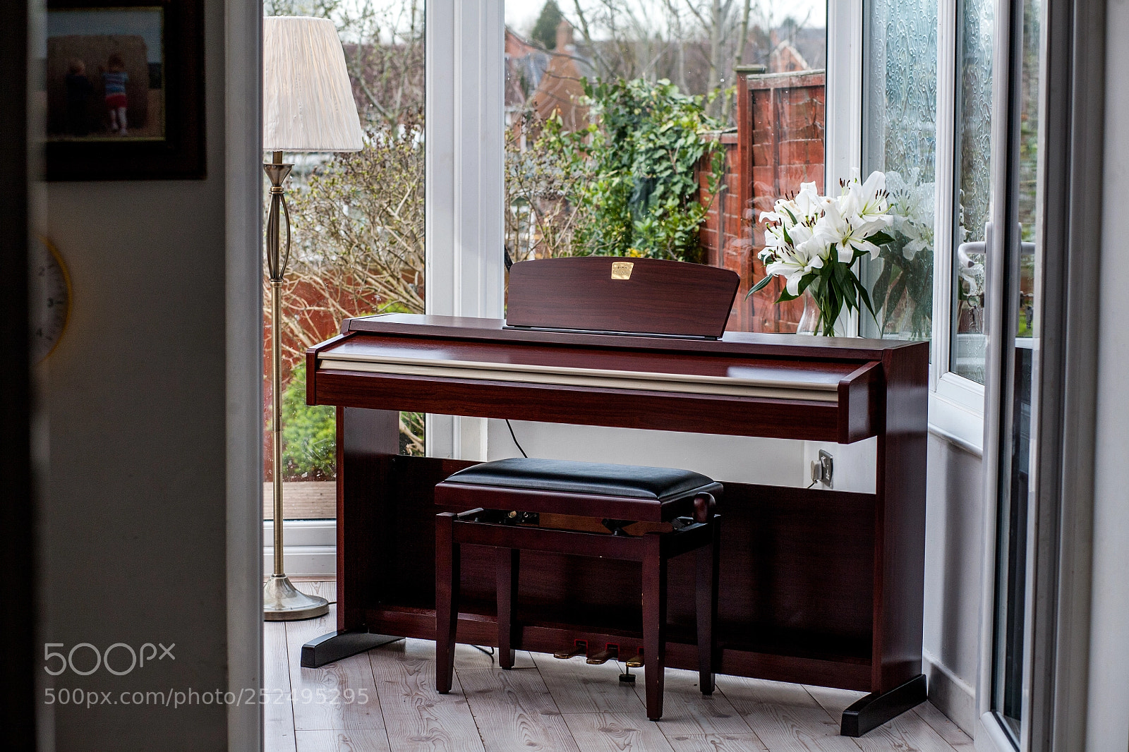 Canon EOS 5D sample photo. Yamaha clavinova clp 220m photography