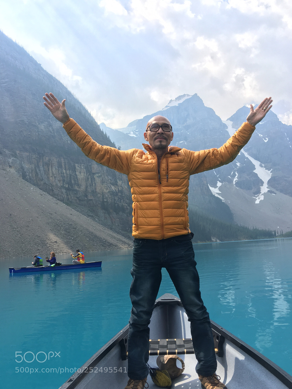 Apple iPhone 6s Plus sample photo. Moraine lake. canada photography