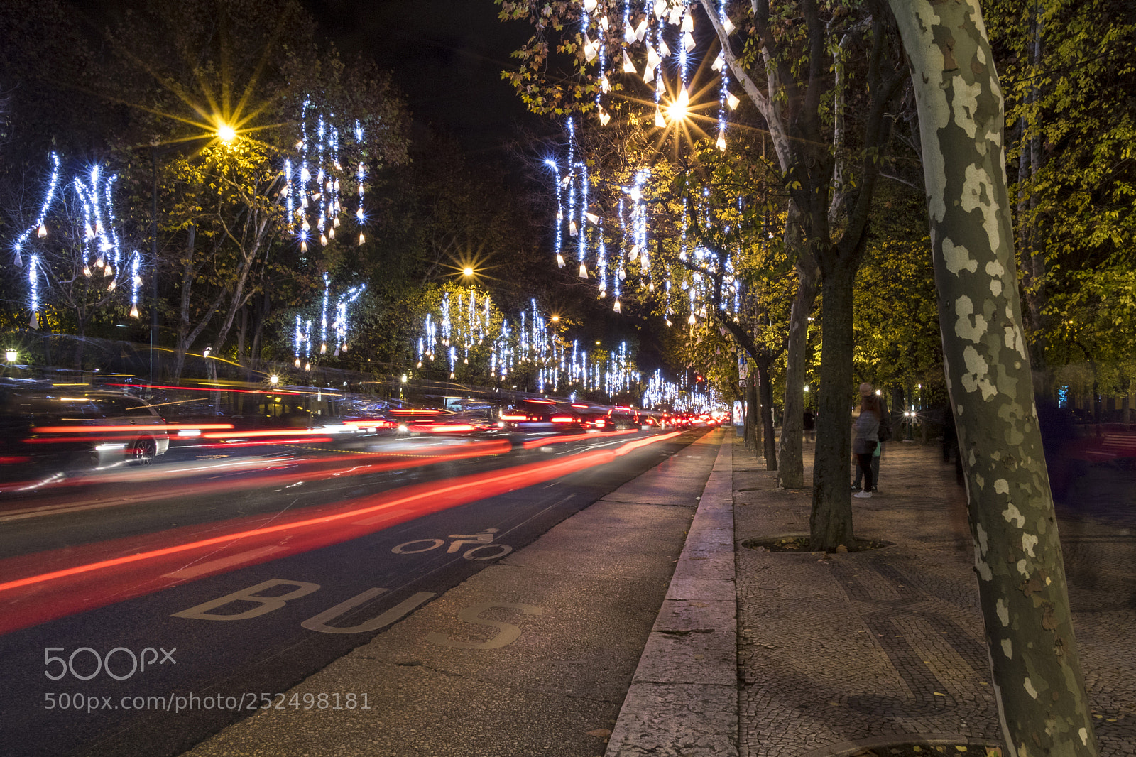 Canon EOS 760D (EOS Rebel T6s / EOS 8000D) sample photo. Avenida da liberdade during photography