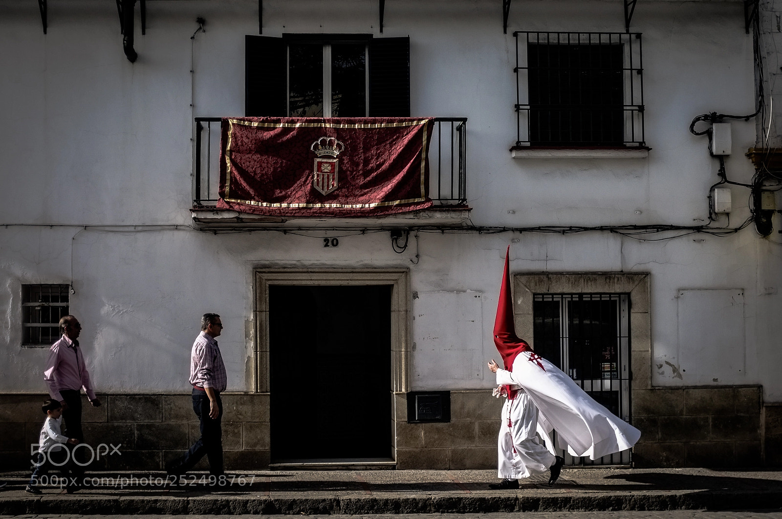 Fujifilm FinePix X100 sample photo. Nazarenos photography