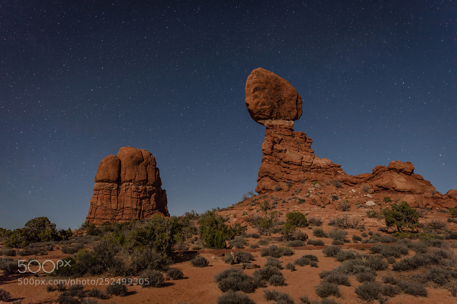 Canon EOS 5DS R sample photo. Balancing rock stars photography