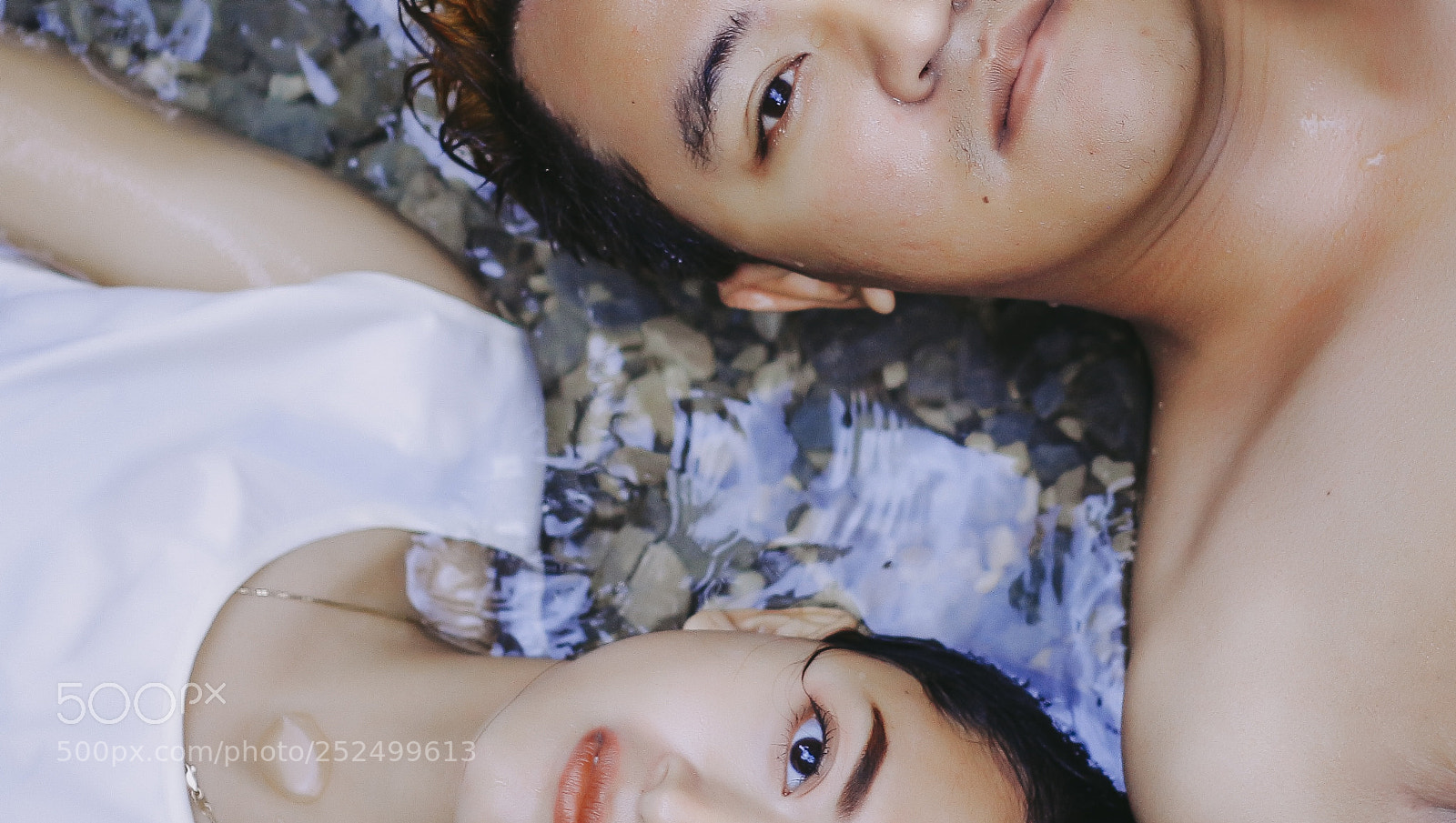 Canon EOS 700D (EOS Rebel T5i / EOS Kiss X7i) sample photo. Inside photography