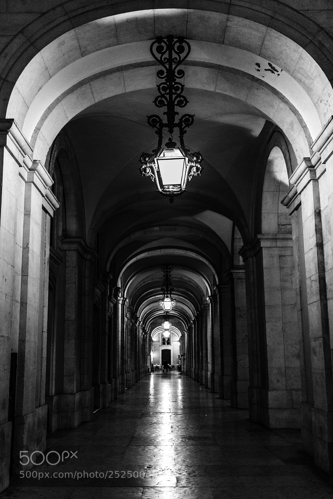 Canon EOS 80D sample photo. Lisbon archs photography