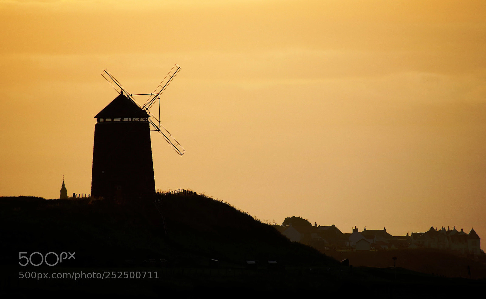 Canon EOS 750D (EOS Rebel T6i / EOS Kiss X8i) sample photo. Sunrise silhouette photography