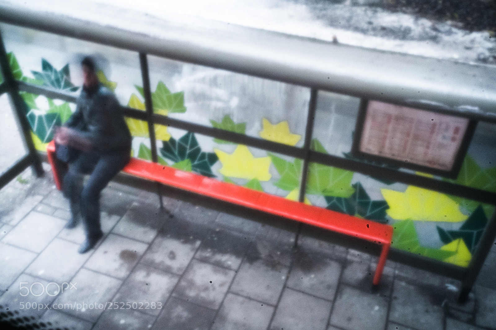 Fujifilm X-Pro2 sample photo. Bus stop photography