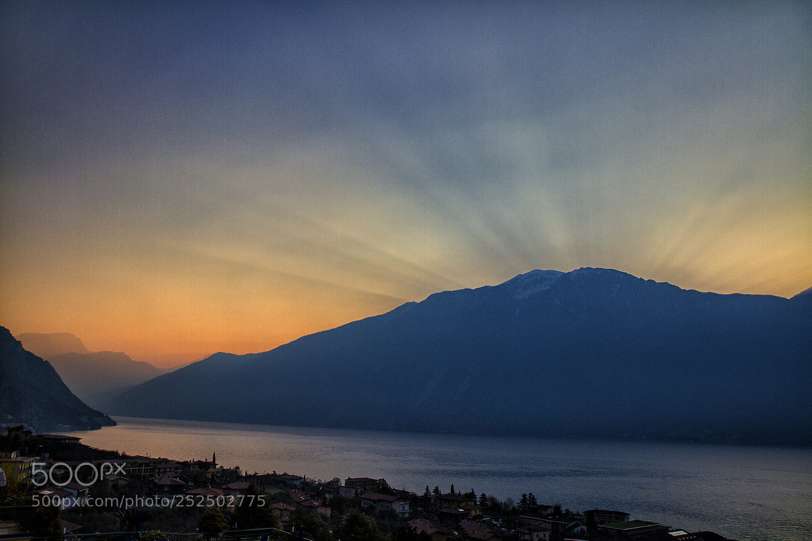 Canon EOS 7D sample photo. Before sunrise over lago photography
