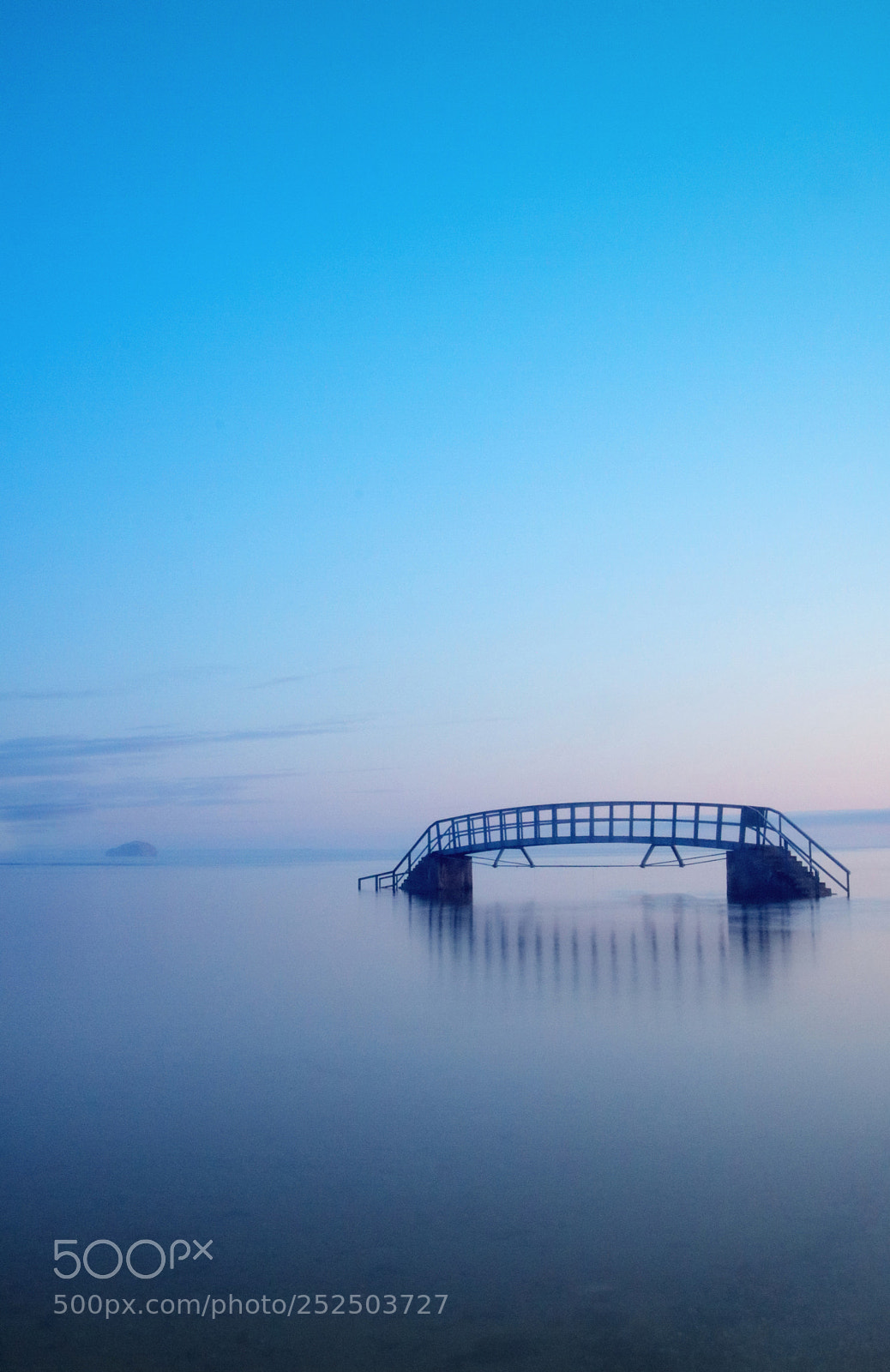 Canon EOS 750D (EOS Rebel T6i / EOS Kiss X8i) sample photo. Bridge to nowhere photography