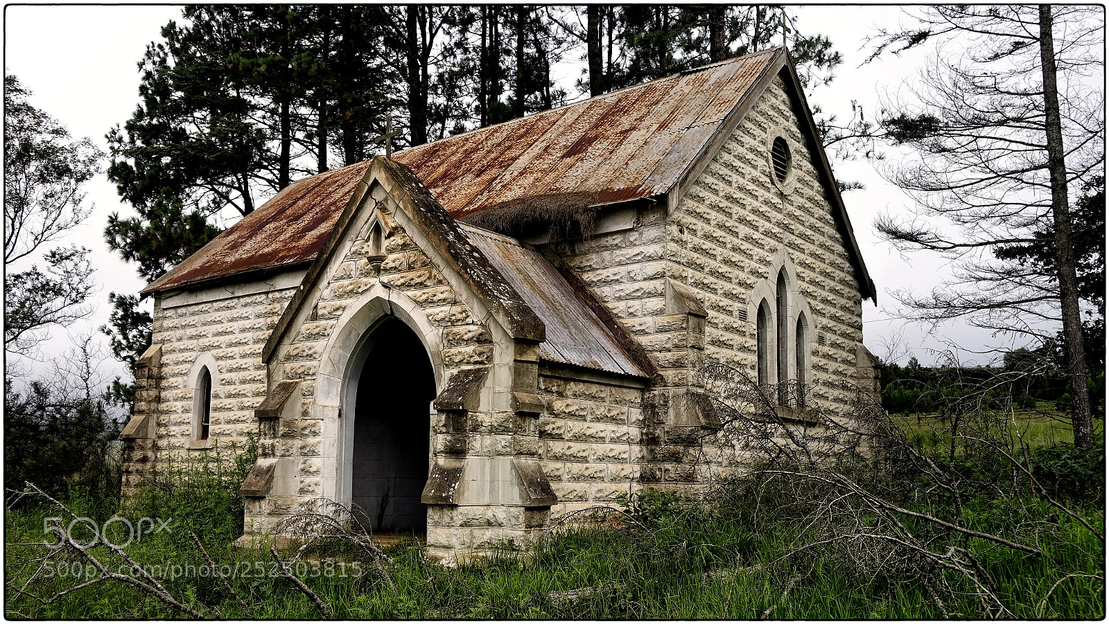 Sony Cyber-shot DSC-RX10 sample photo. The tiny, abandoned chapel photography