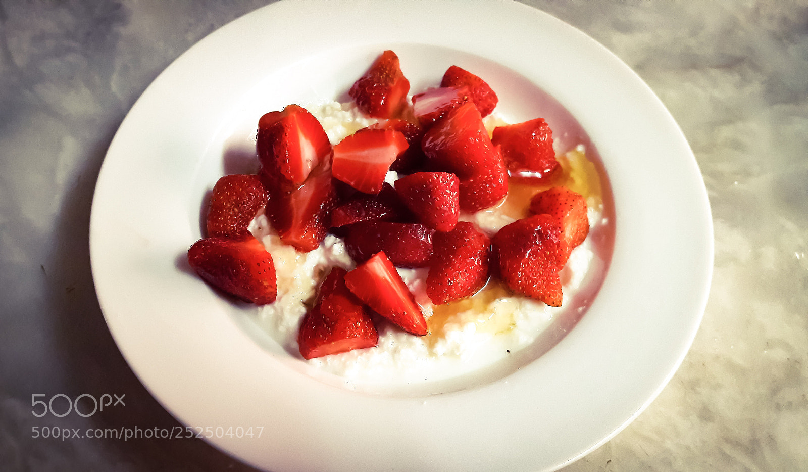 Samsung Galaxy J7 sample photo. Strawberries n cream photography