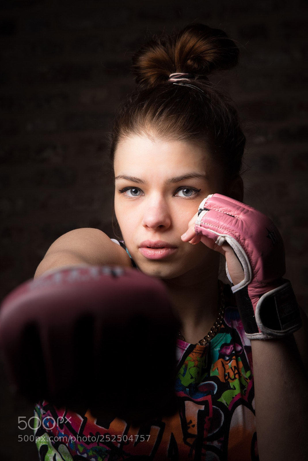 Canon EOS 6D Mark II sample photo. Pretty puncher photography