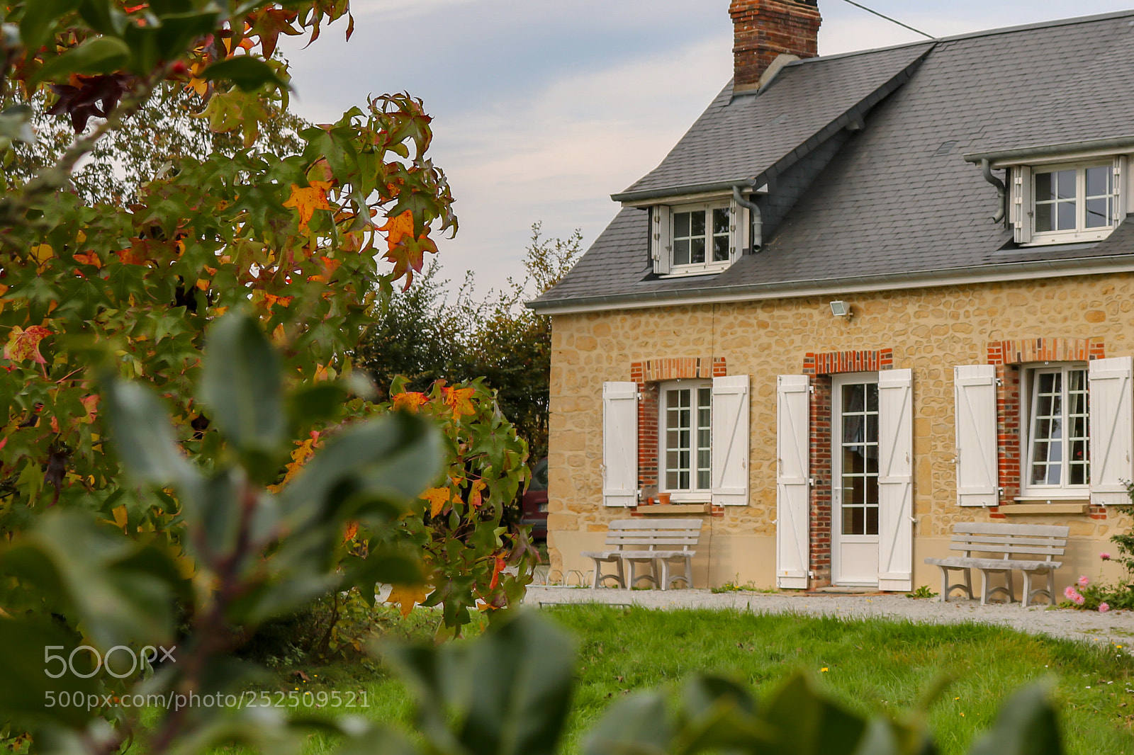 Canon EOS 750D (EOS Rebel T6i / EOS Kiss X8i) sample photo. Country side house photography