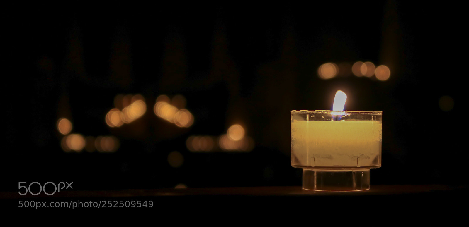 Canon EOS 750D (EOS Rebel T6i / EOS Kiss X8i) sample photo. Light in the church photography