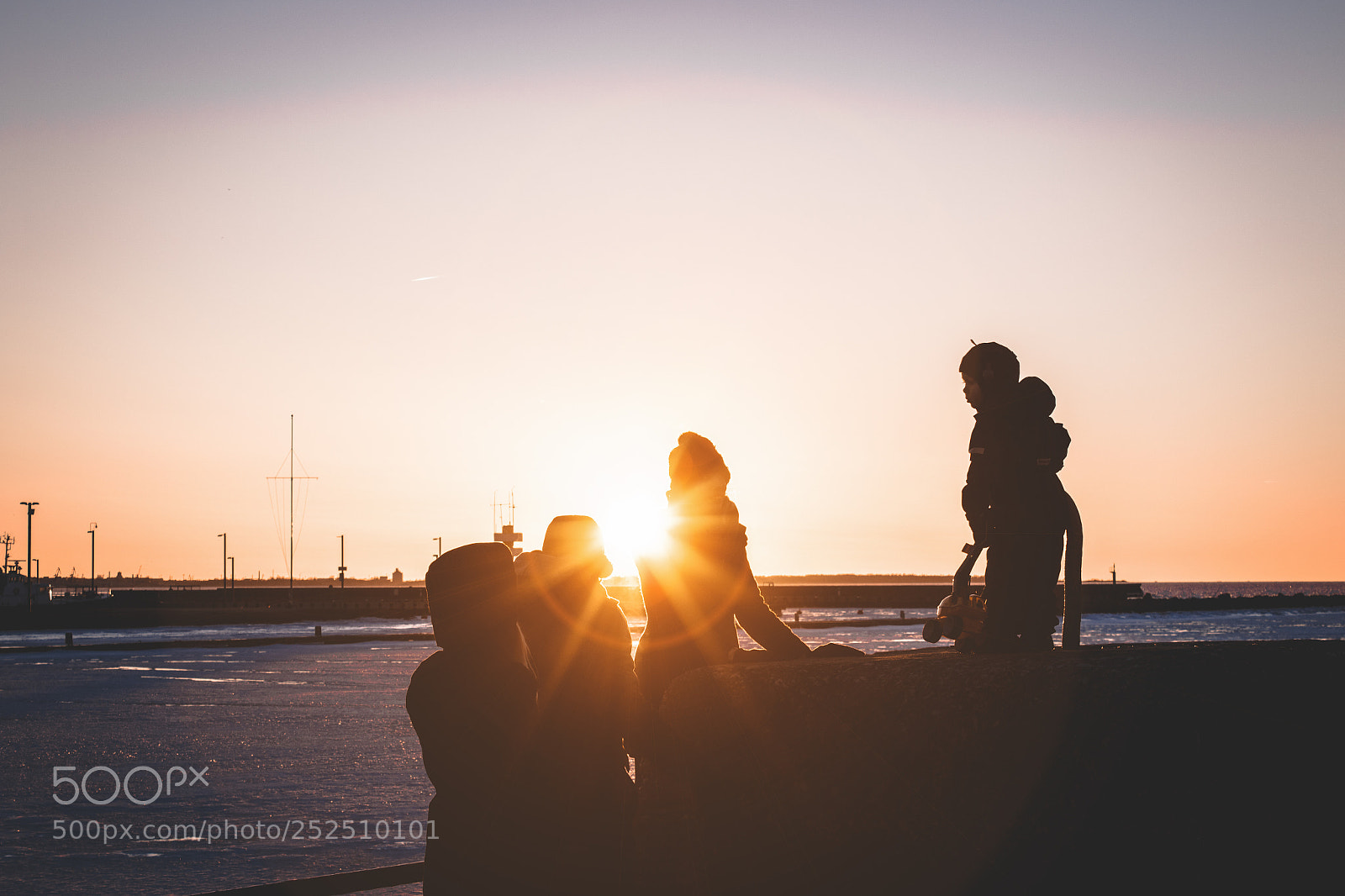 Canon EOS 7D Mark II sample photo. Family spending time during photography
