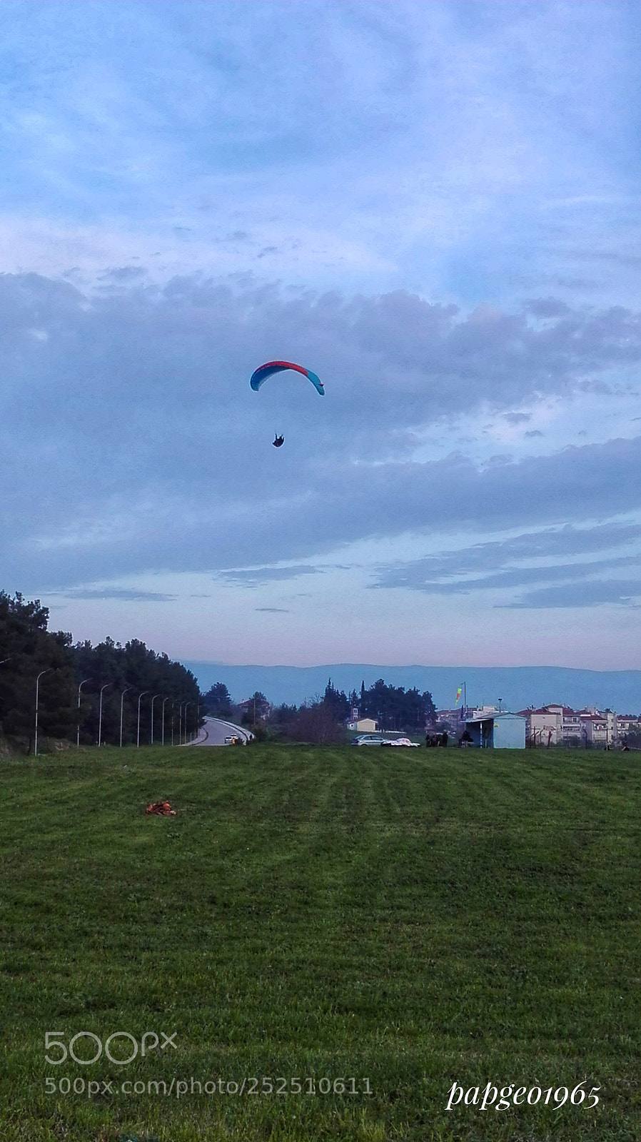 HUAWEI P8 Lite sample photo. Paragliding photography
