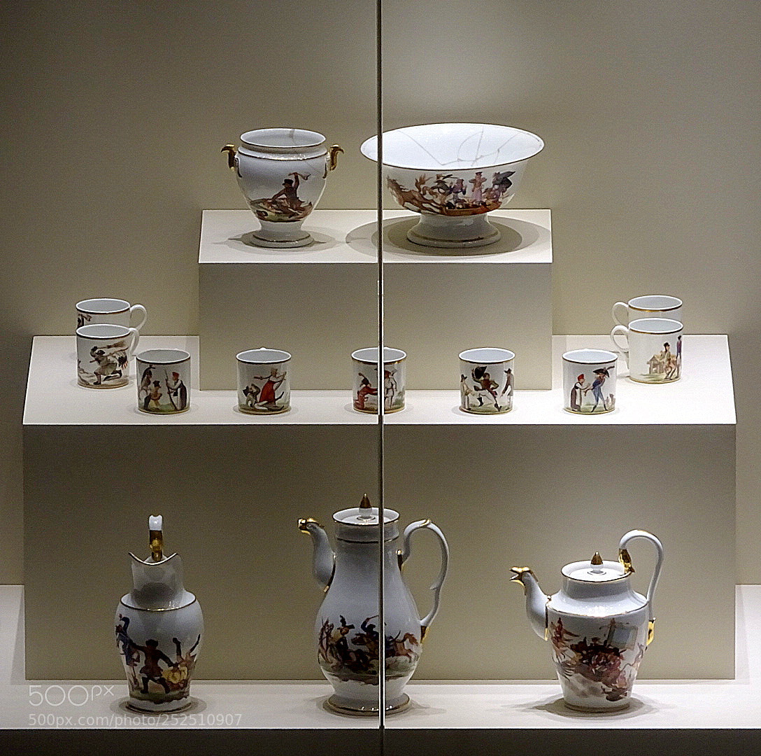 Sony DSC-HX90 sample photo. Exhibit of the state photography