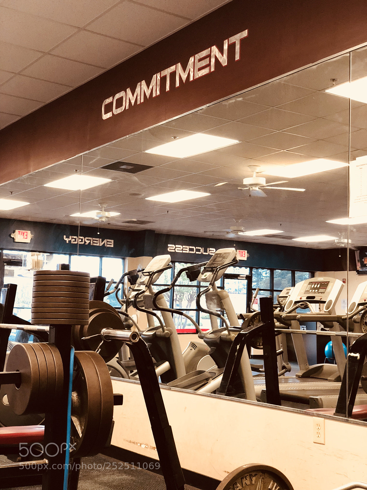 Apple iPhone X sample photo. Gym life photography