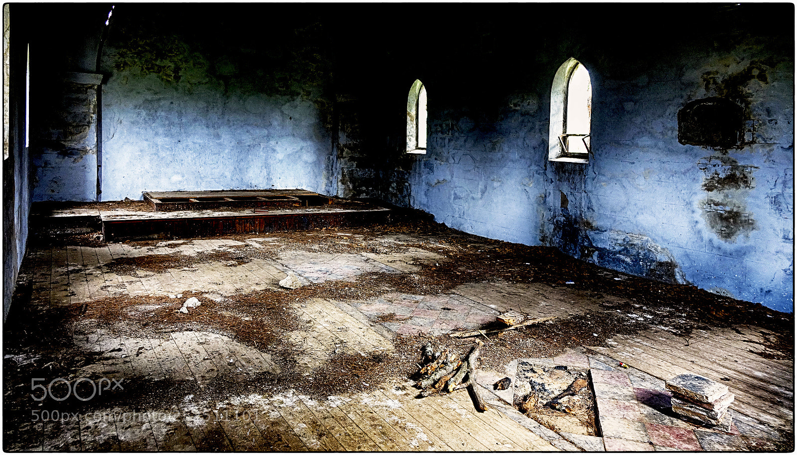 Sony Cyber-shot DSC-RX10 sample photo. Toise river church interior photography