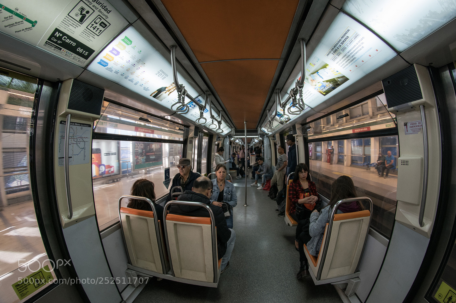 Nikon D3300 sample photo. Metro photography