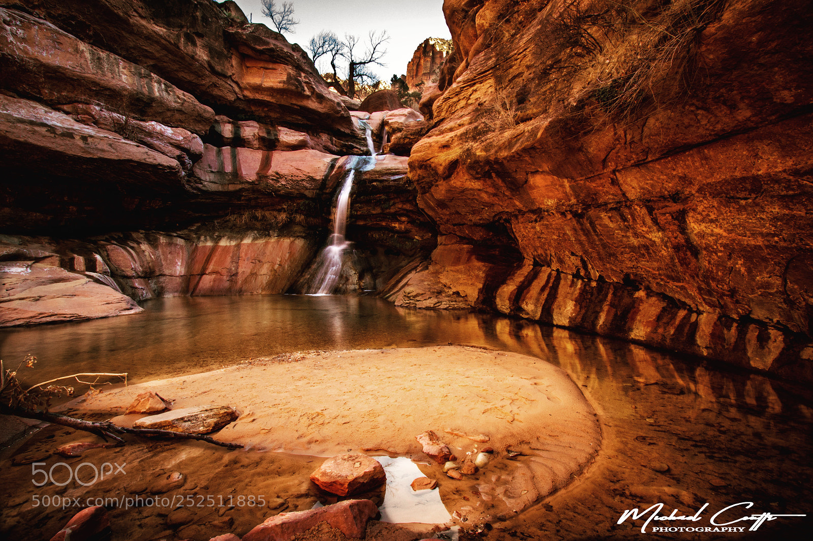Canon EOS 80D sample photo. Island in a canyon photography