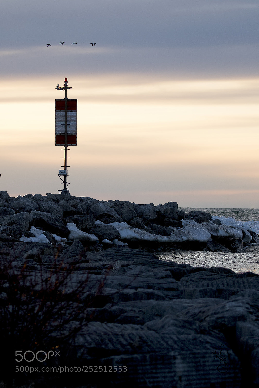Canon EOS 7D Mark II sample photo. Southampton sunset rocks photography