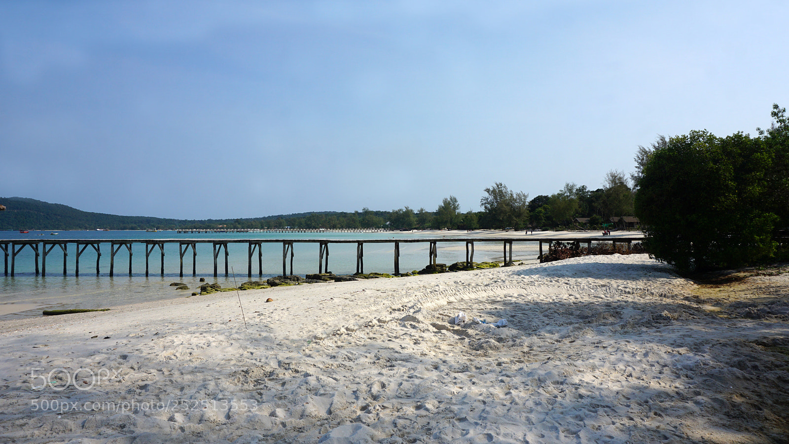 Sony a6000 sample photo. Jetty on koh rong photography