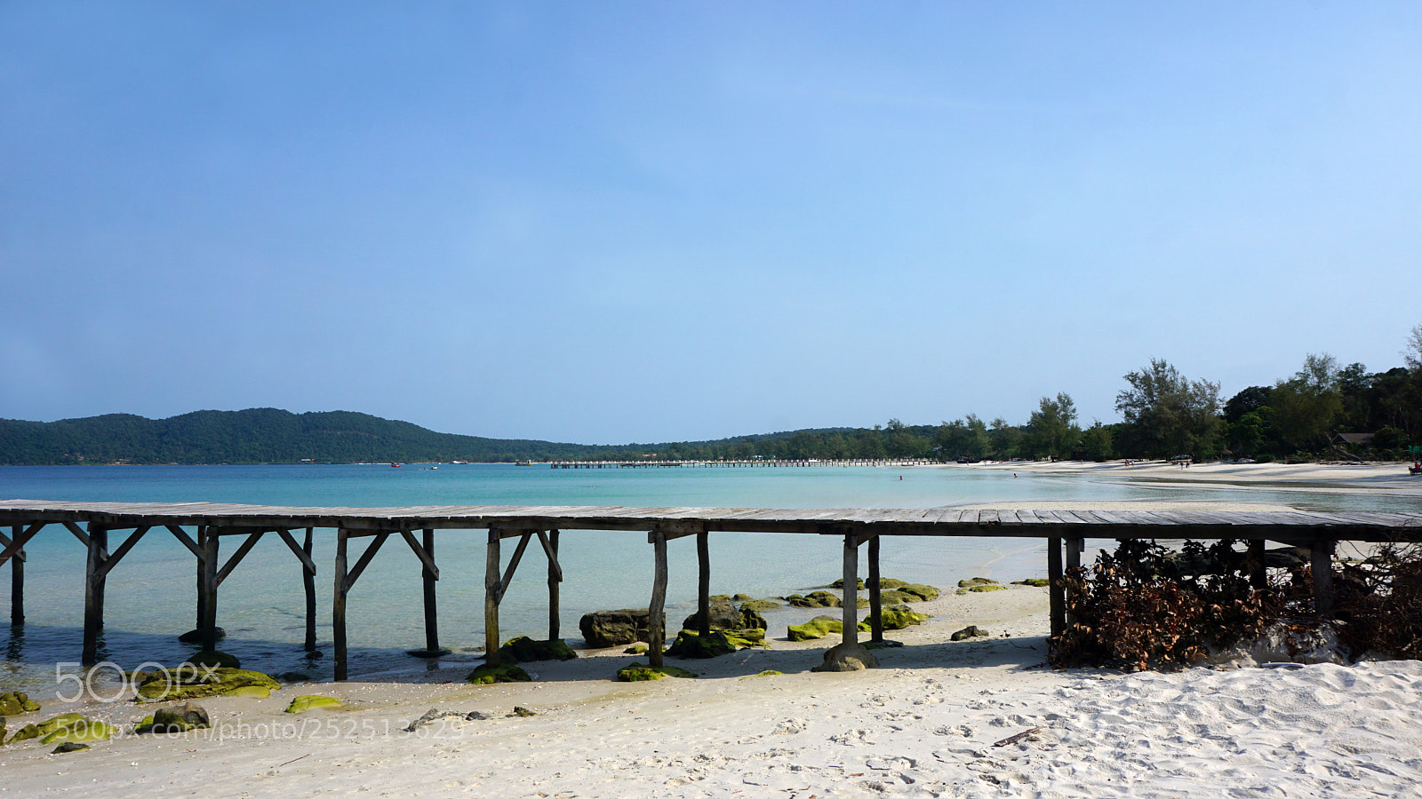 Sony a6000 sample photo. Jetty on koh rong photography