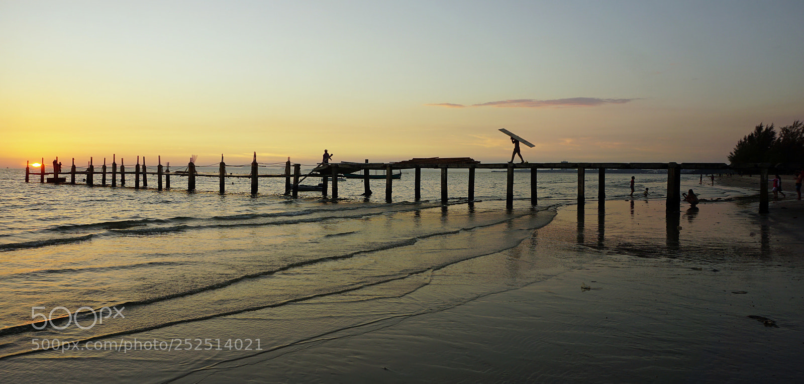 Sony a6000 sample photo. Wooden jetty in the photography