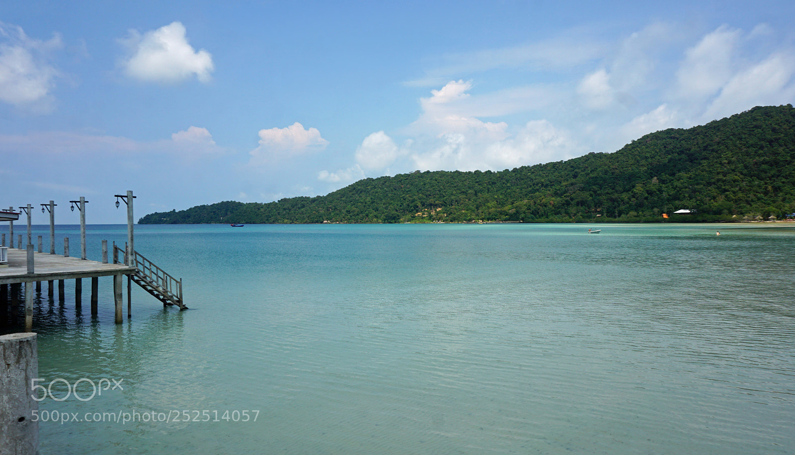 Sony a6000 sample photo. Jetty on koh rong photography