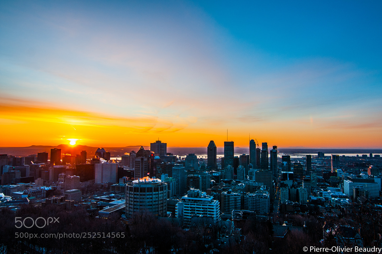Nikon D300S sample photo. Montréal downtown sunrise photography