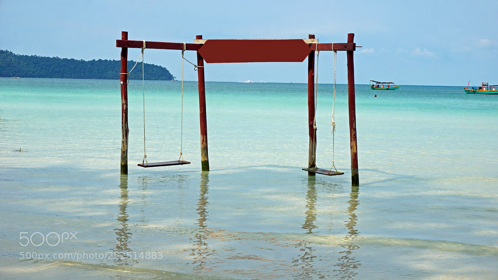 Sony a6000 sample photo. Beach swing photography
