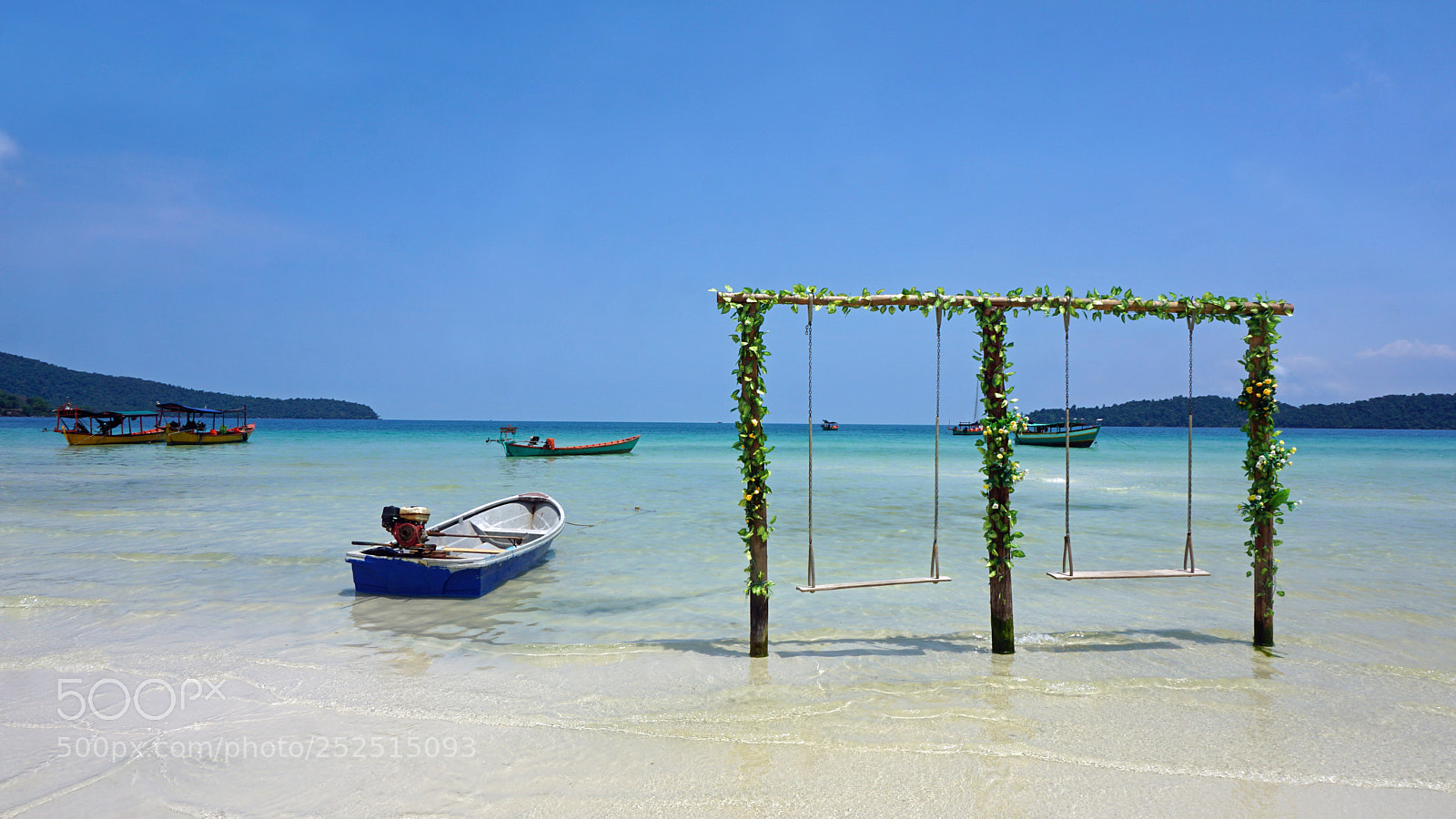 Sony a6000 sample photo. Beach swing photography