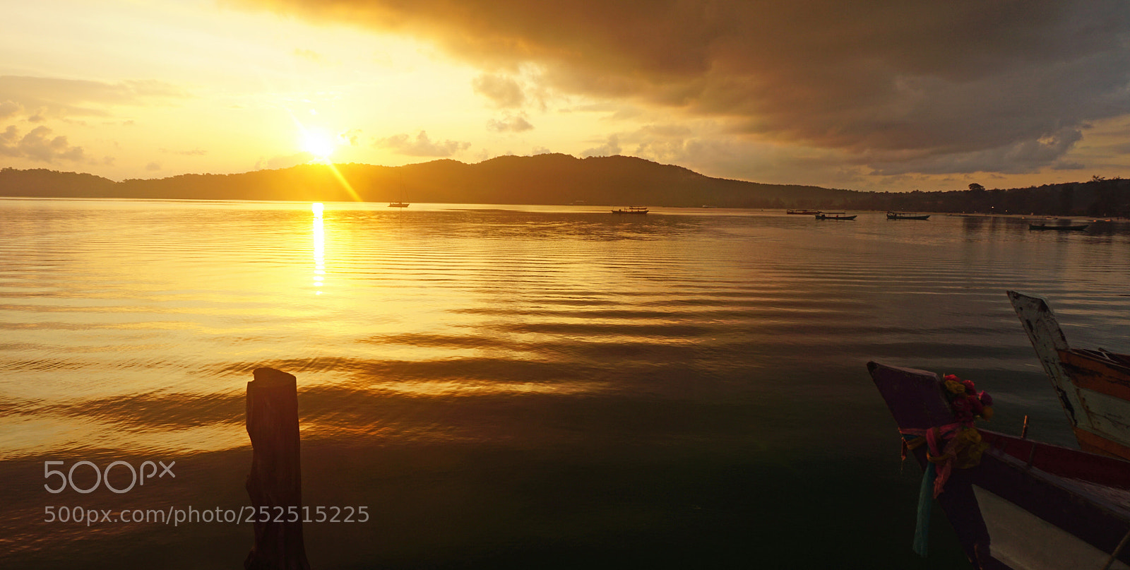 Sony a6000 sample photo. Sunrise over tropical island photography
