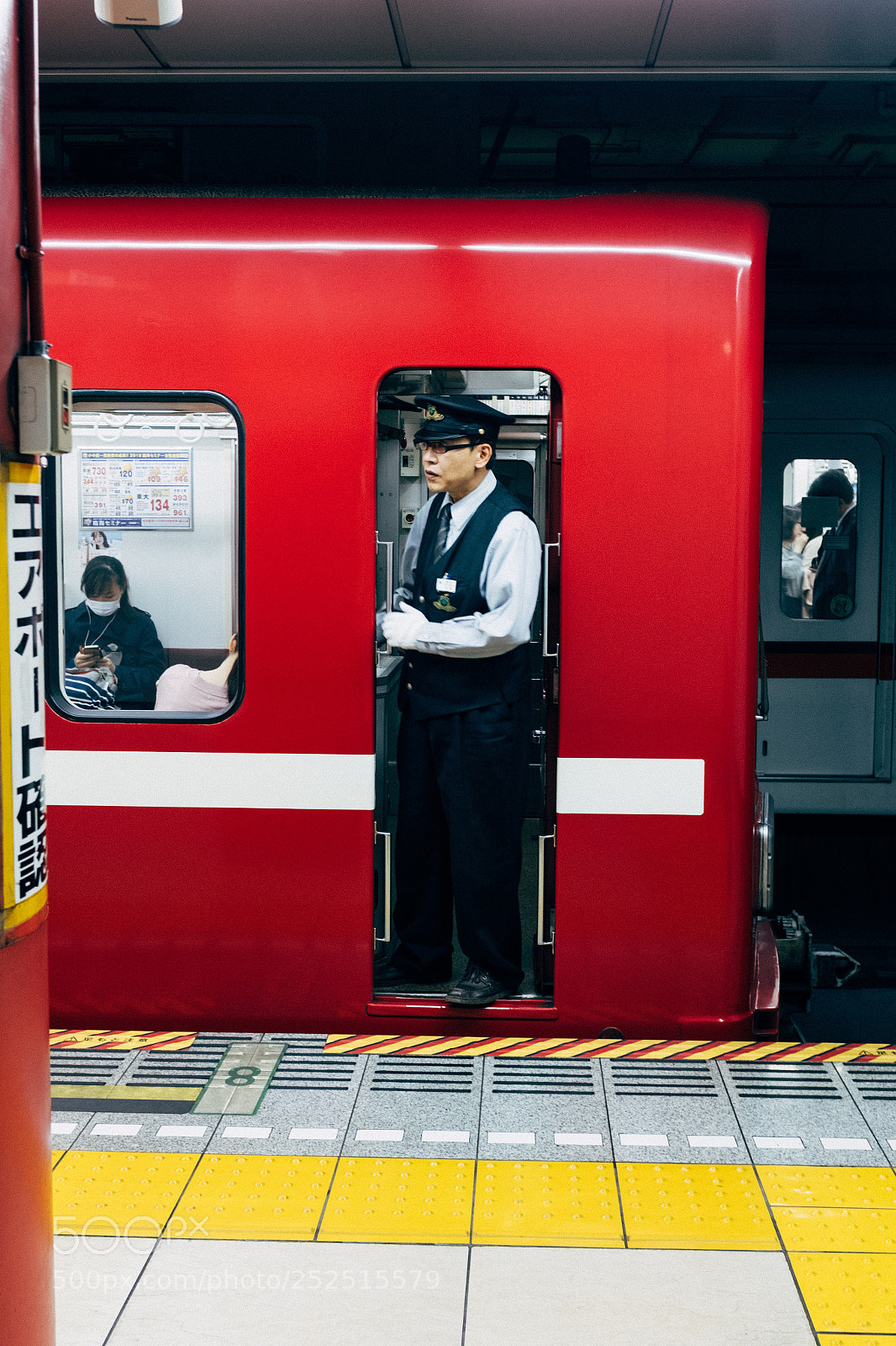 Fujifilm X100F sample photo. Look photography