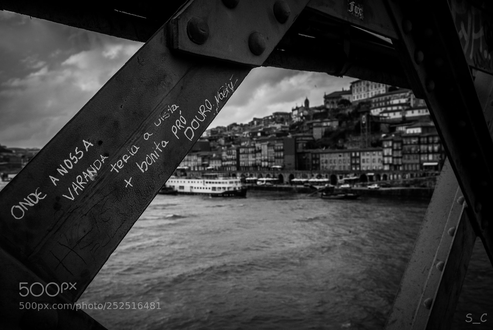 Nikon D3300 sample photo. Oporto, from the bridge photography