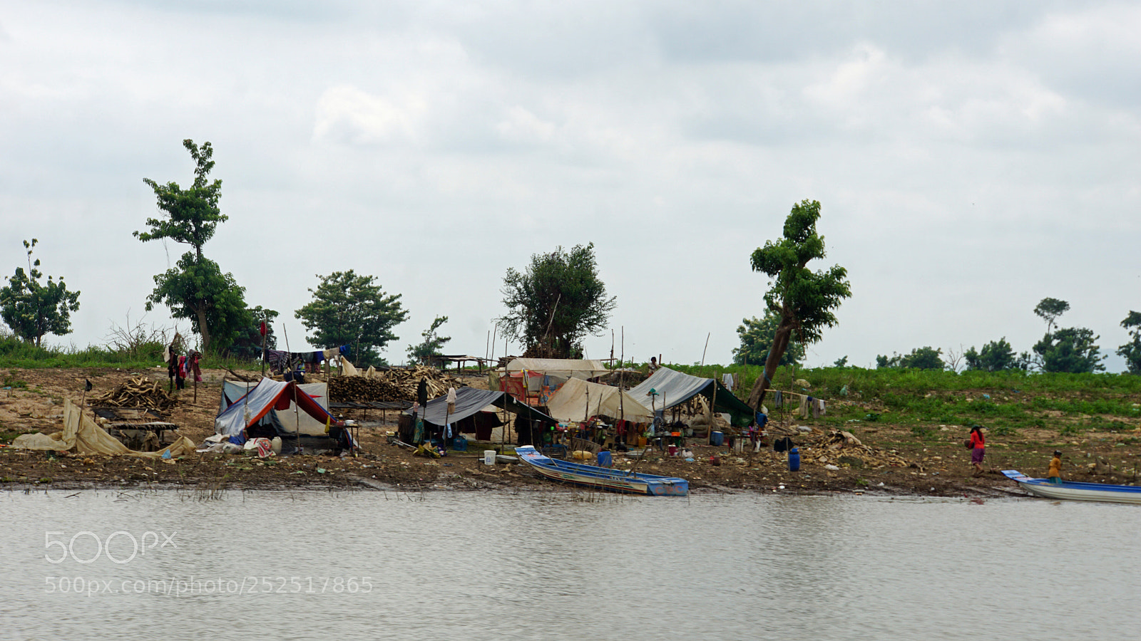 Sony a6000 sample photo. Fisherman village at tonle photography