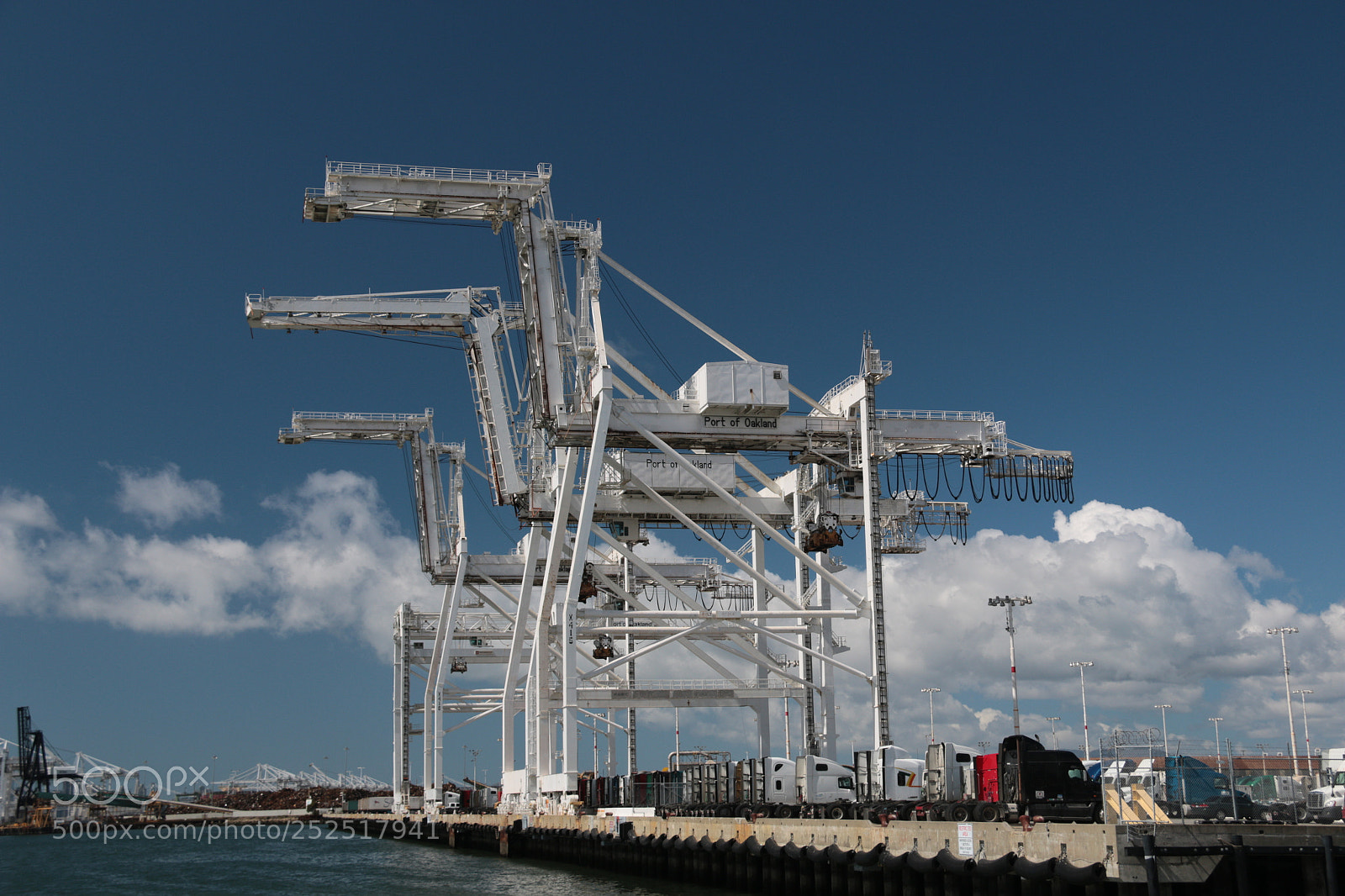 Canon EF-S 18-200mm F3.5-5.6 IS sample photo. Harbor cranes photography