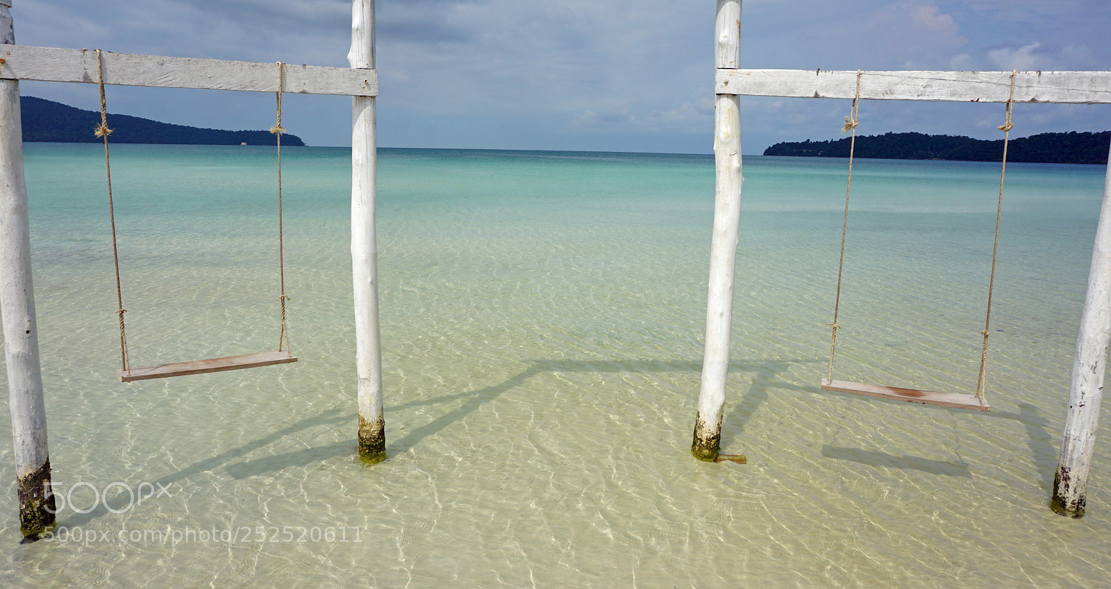 Sony a6000 sample photo. Beach swing photography