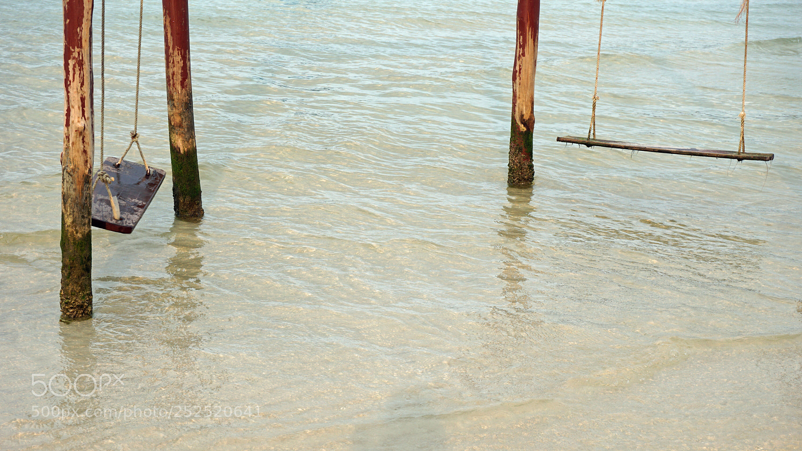 Sony a6000 sample photo. Beach swing photography